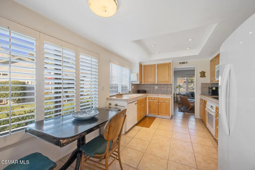 19206 Village 19, Camarillo, California 93012 home-pic-9