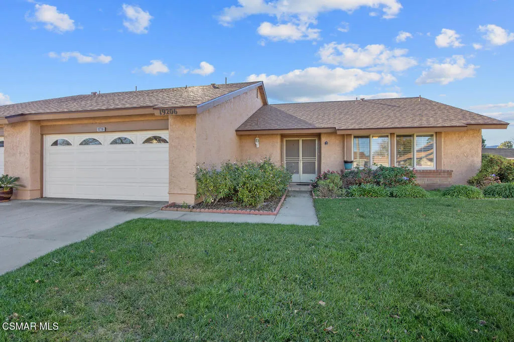 19206 Village 19, Camarillo, California 93012 home-pic-1