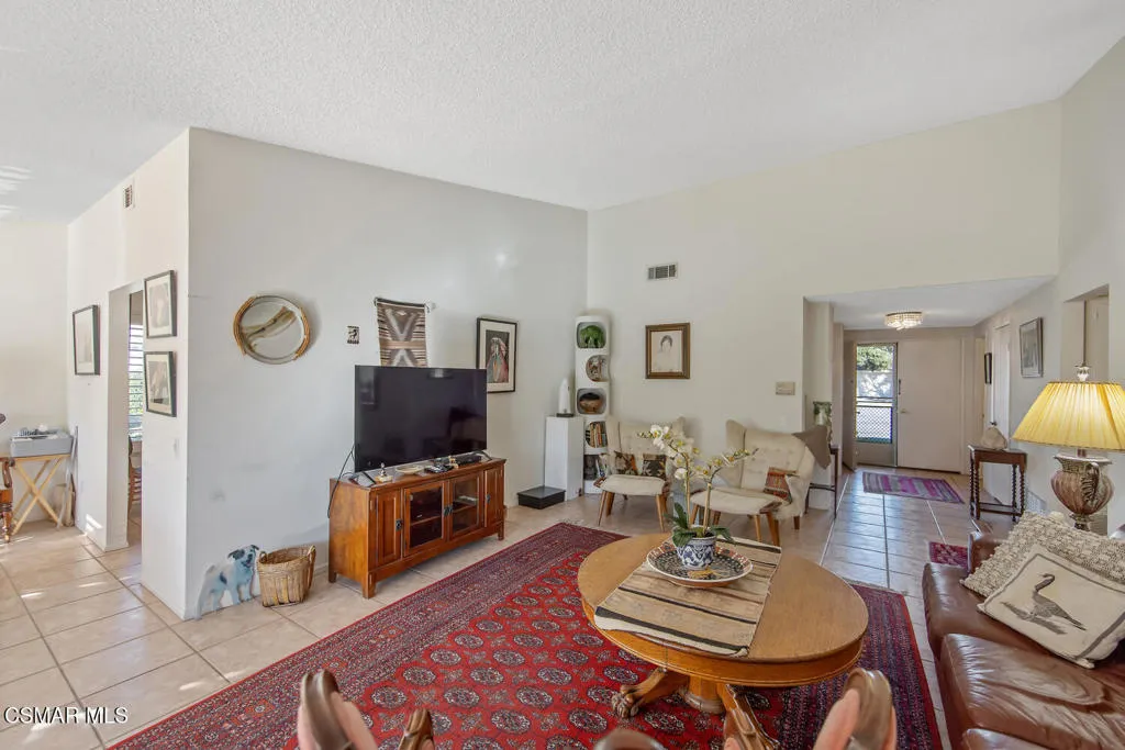 19206 Village 19, Camarillo, California 93012 home-pic-4