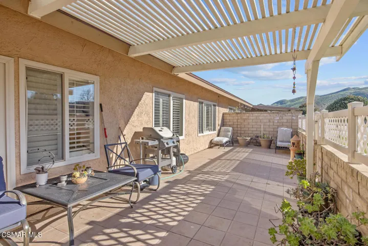 19206 Village 19 Camarillo CA-large-032-