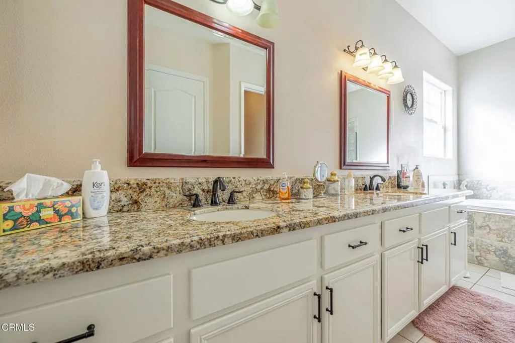 39748 Golfers Drive, Palmdale, California 93551 home-pic-29
