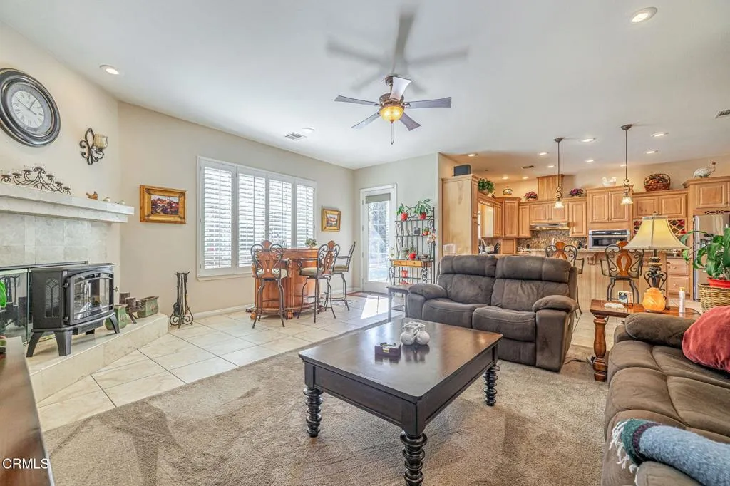 39748 Golfers Drive, Palmdale, California 93551 home-pic-20