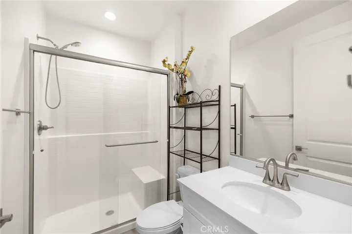 Downstairs Full Bath