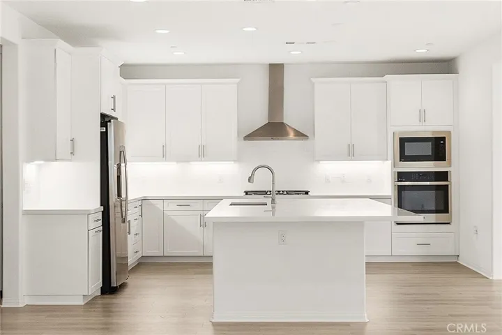 Gorgeous Gourmet Kitchen