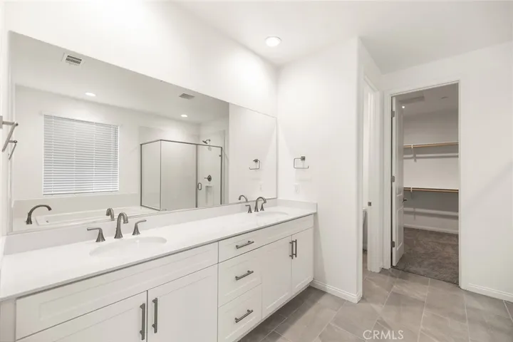 Never Used Master Bathroom