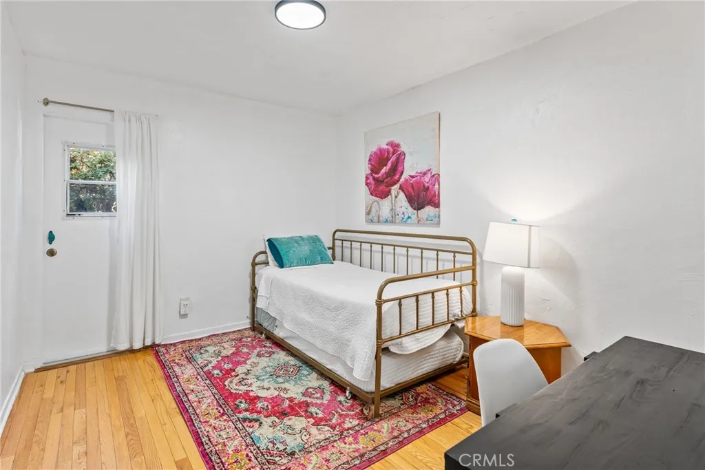 5516 Willowcrest, North Hollywood, California 91601 home-pic-22