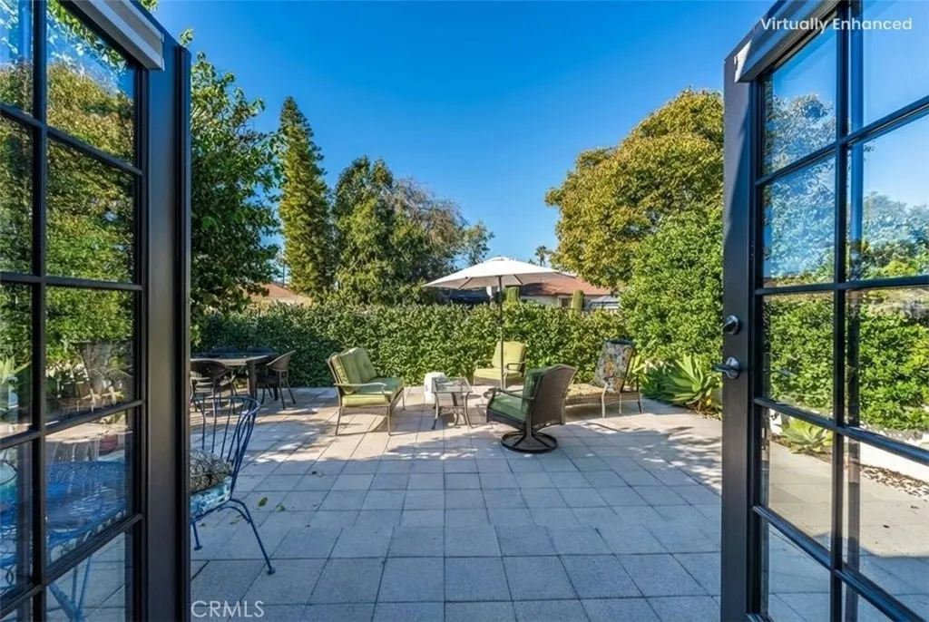 5516 Willowcrest, North Hollywood, California 91601 home-pic-4