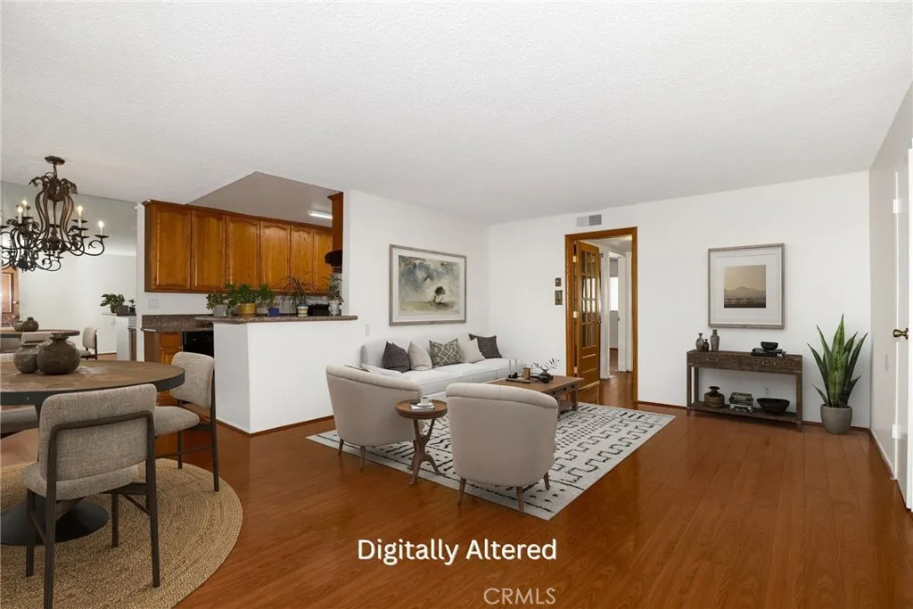 5403 Newcastle Avenue 28, Encino, California 91316 home-pic-1