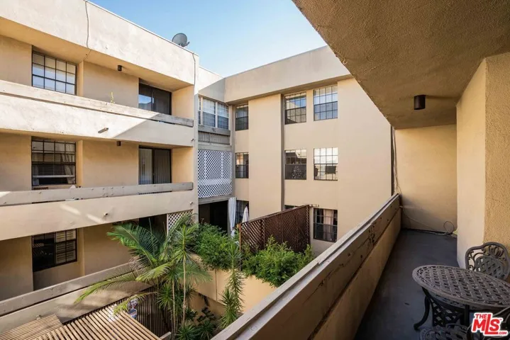 750 N Kings Road 225, West Hollywood, California 90069
