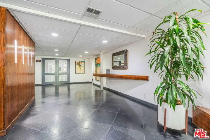 750 N Kings Road 225, West Hollywood, California 90069