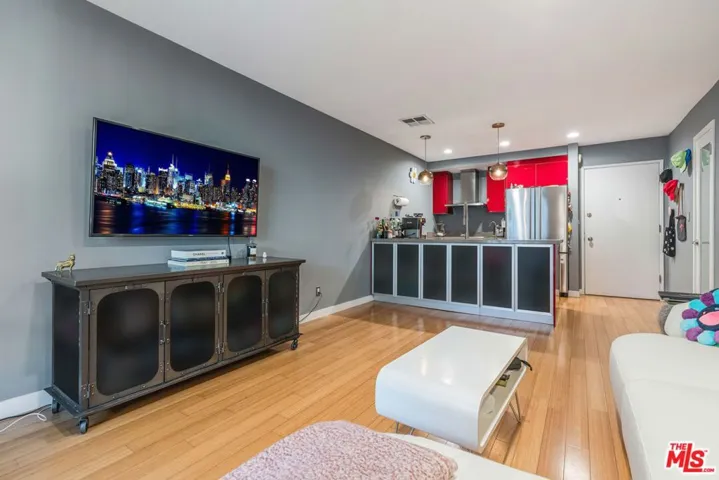 750 N Kings Road 225, West Hollywood, California 90069