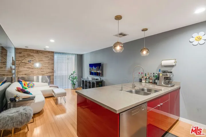 750 N Kings Road 225, West Hollywood, California 90069