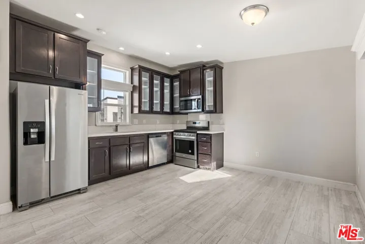 8250 Lankershim Boulevard 130, North Hollywood, California 91605