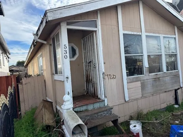 530 4th St, Richmond, California 94801 home-pic-1