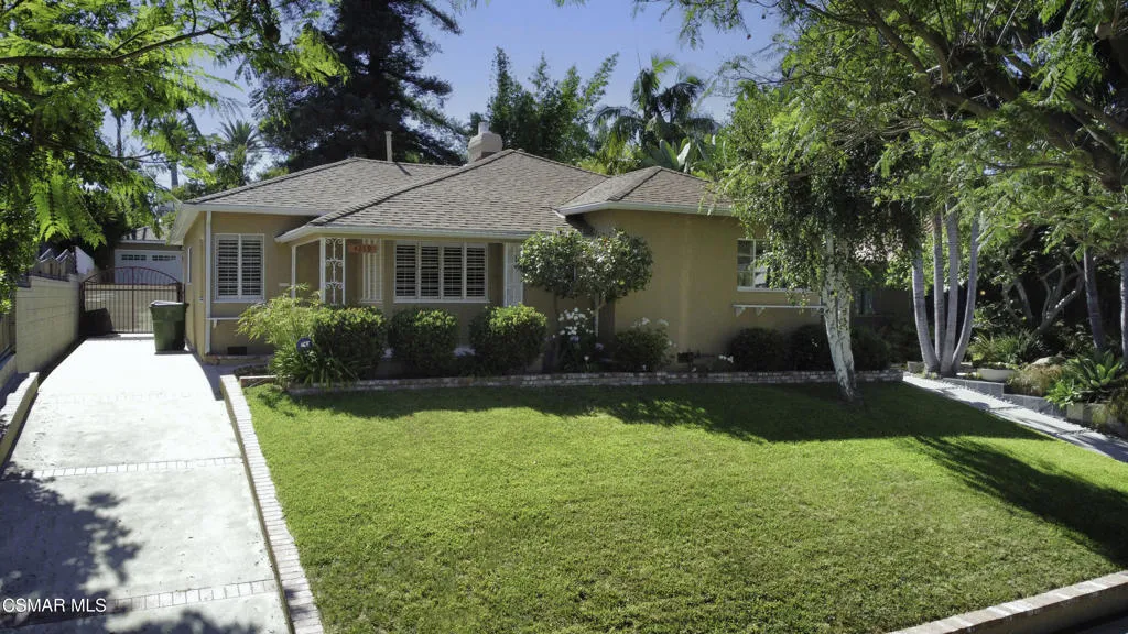 4219 Klump Avenue, Studio City, California 91602 home-pic-1
