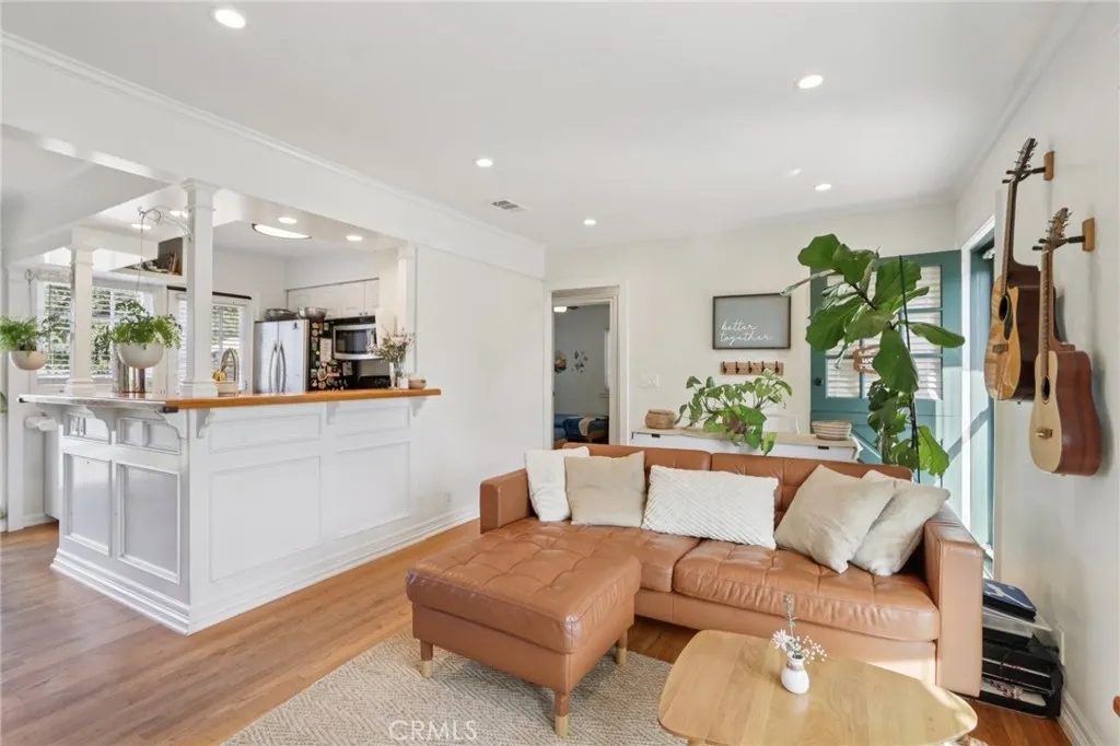 23127 Falena Avenue, Torrance, California 90501 home-pic-4