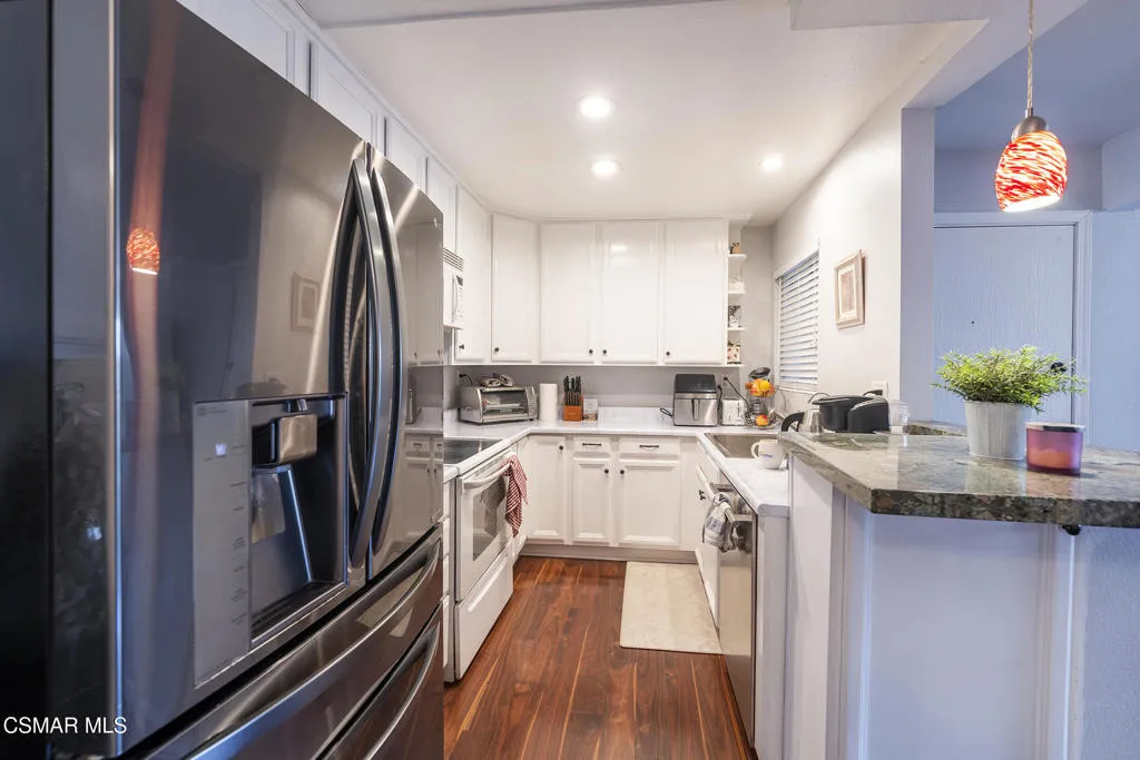 28915 Thousand Oaks Boulevard 198, Agoura Hills, California 91301 home-pic-8