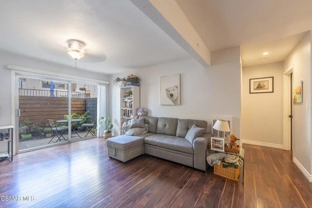 28915 Thousand Oaks Boulevard 198, Agoura Hills, California 91301 home-pic-4