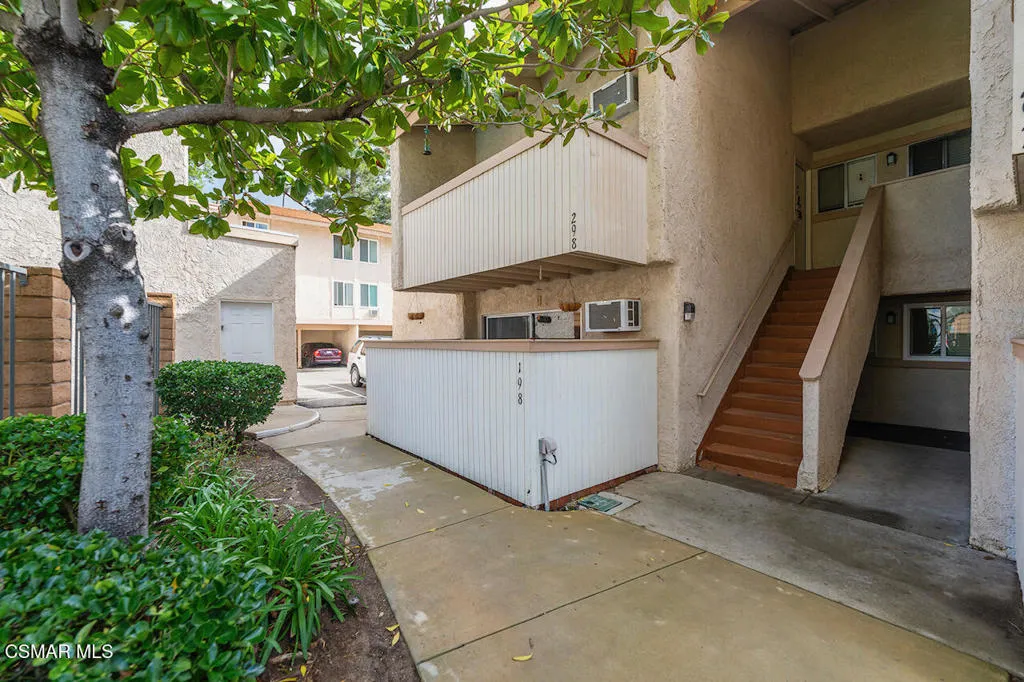 28915 Thousand Oaks Boulevard 198, Agoura Hills, California 91301 home-pic-1