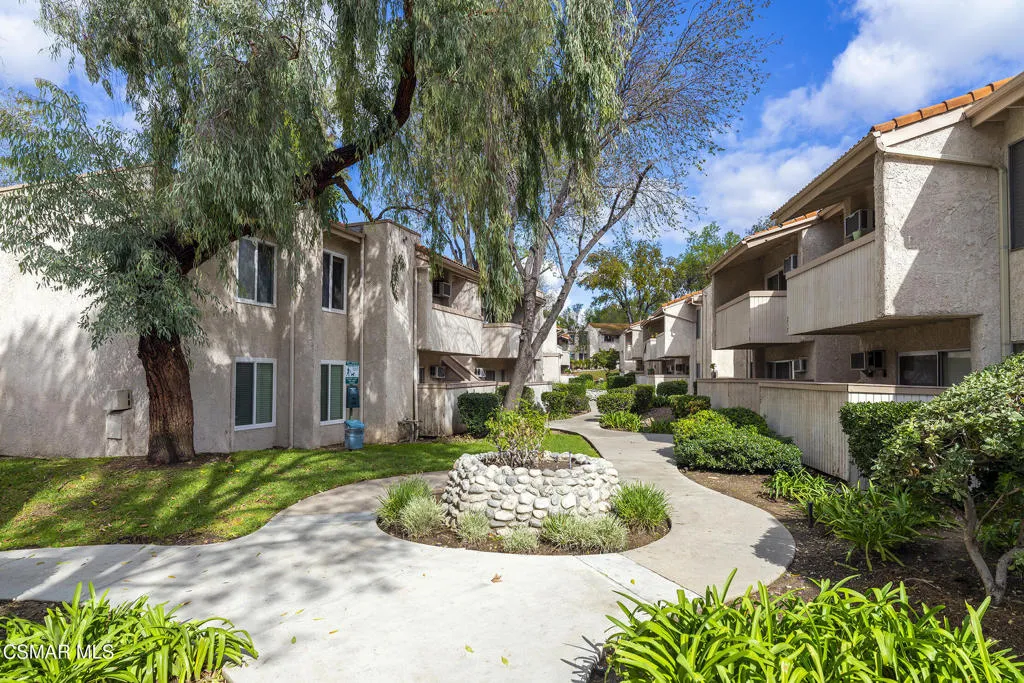 28915 Thousand Oaks Boulevard 198, Agoura Hills, California 91301 home-pic-26