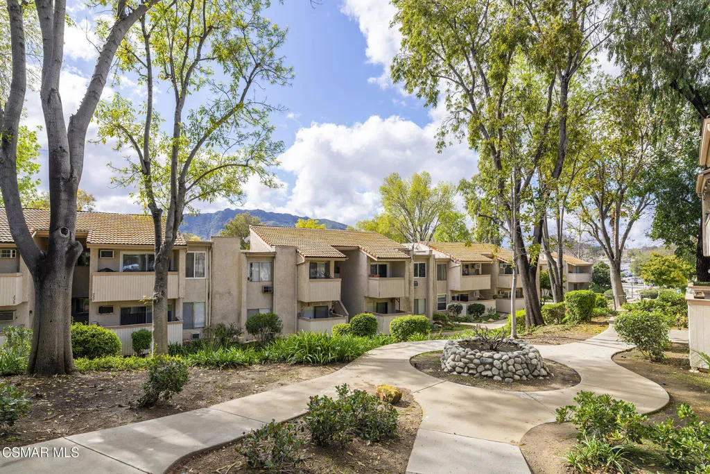 28915 Thousand Oaks Boulevard 198, Agoura Hills, California 91301 home-pic-39