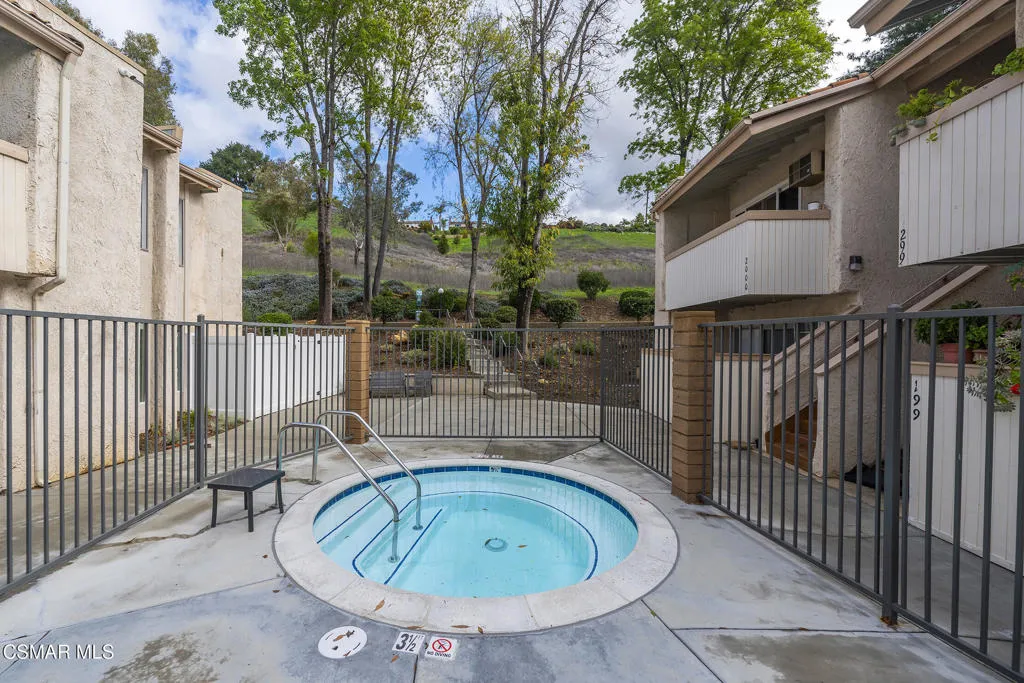 28915 Thousand Oaks Boulevard 198, Agoura Hills, California 91301 home-pic-25