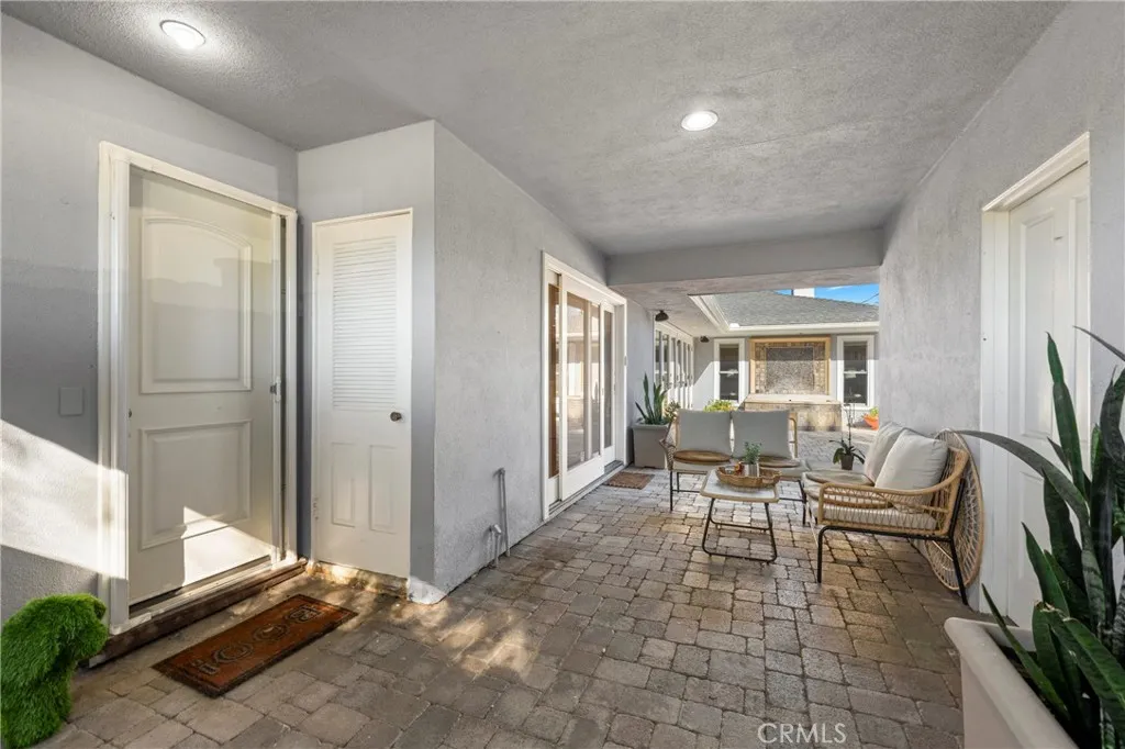 2101 N Westwood Avenue, Santa Ana, California 92706 home-pic-27