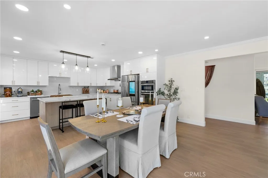 2101 N Westwood Avenue, Santa Ana, California 92706 home-pic-9
