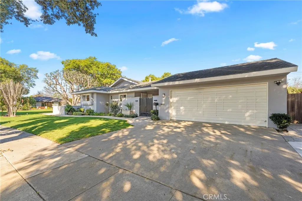 2101 N Westwood Avenue, Santa Ana, California 92706 home-pic-3
