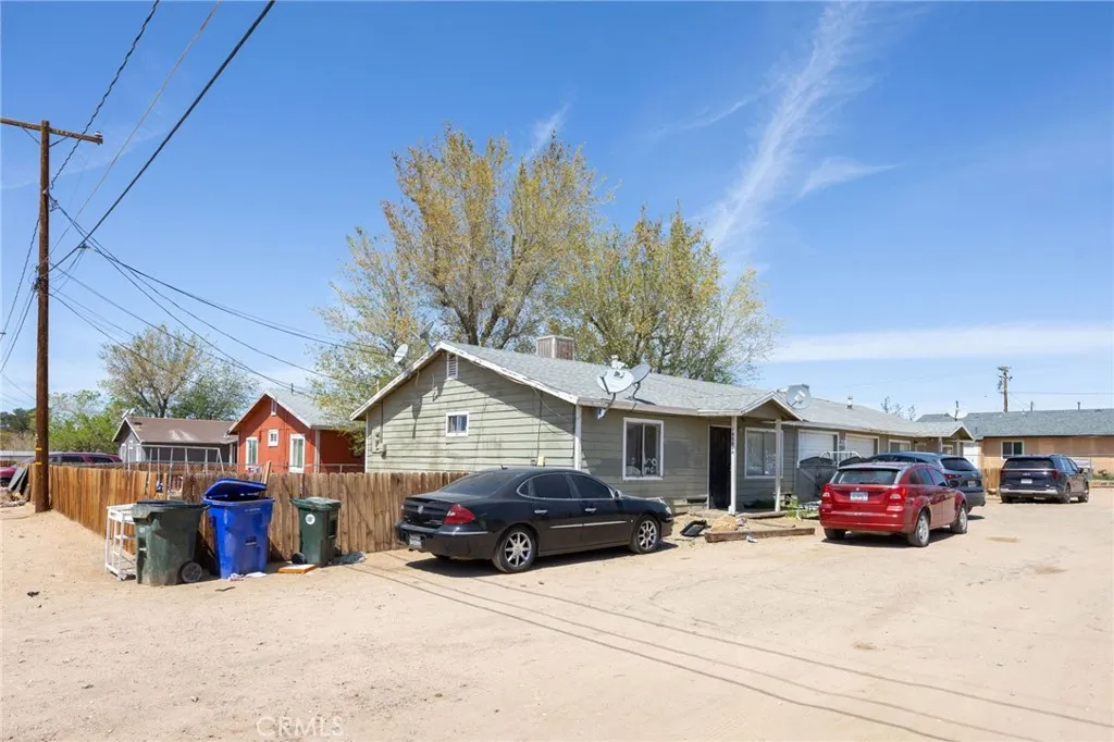 12052 Sand, Adelanto, California 92301 home-pic-1