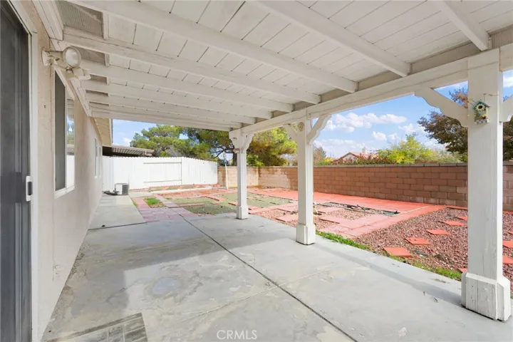 2108 Manchester Street, Rosamond, California 93560