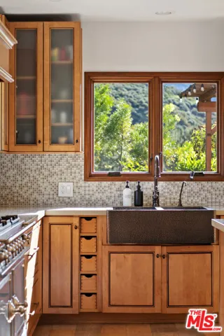 24537 Dry Canyon Cold Creek Road, Calabasas, California 91302