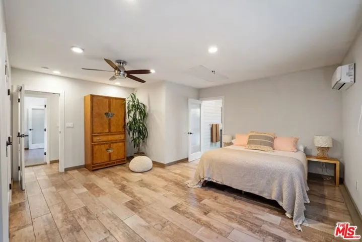 24537 Dry Canyon Cold Creek Road, Calabasas, California 91302