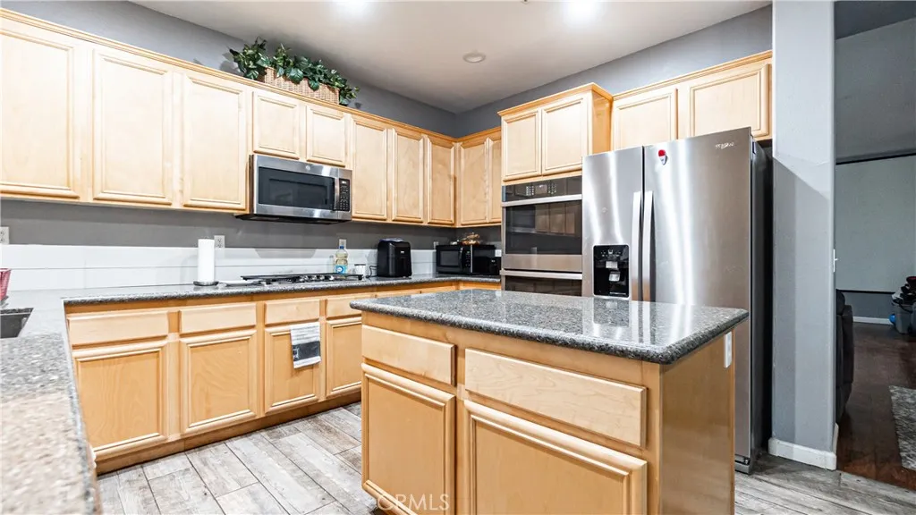 13807 Lemongrass, Hesperia, California 92344 home-pic-11