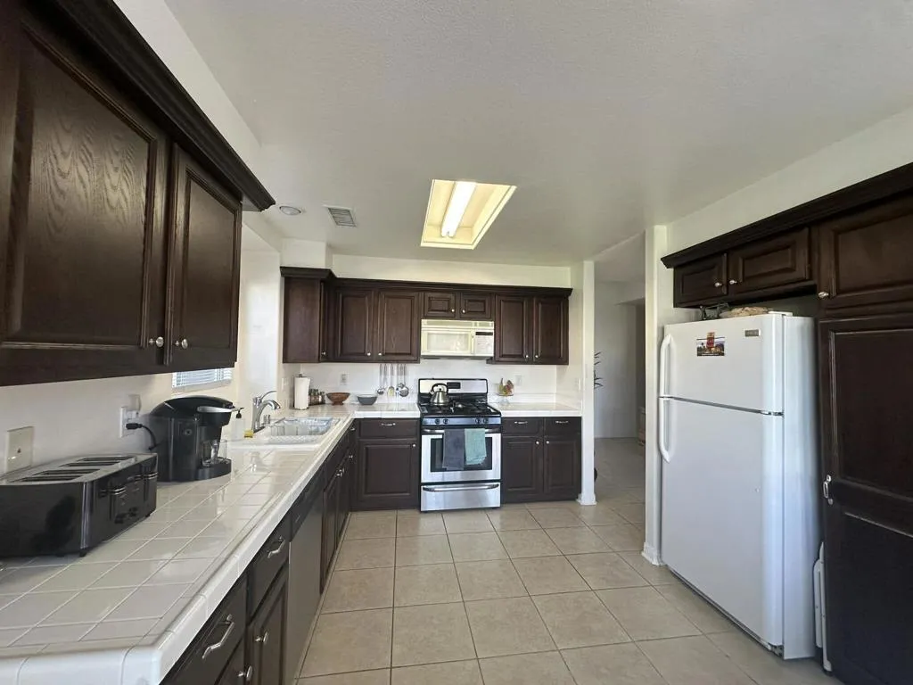 77861 Villa Road, Palm Desert, California 92211 home-pic-13