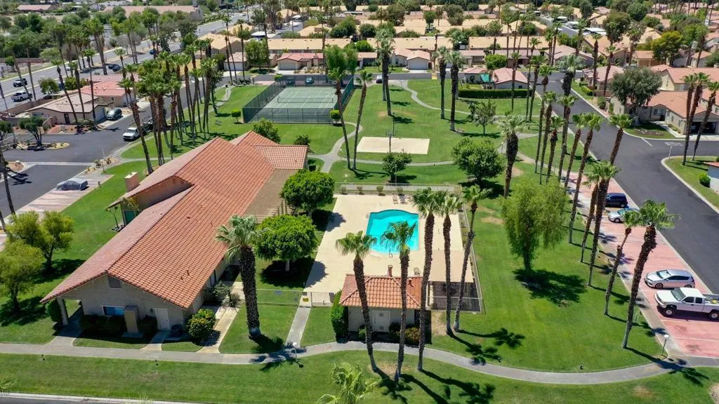 77861 Villa Road, Palm Desert, California 92211 home-pic-23