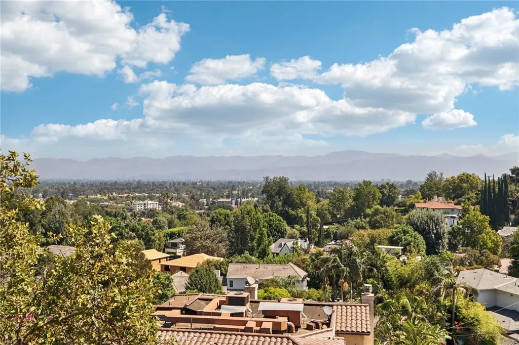 13424 Contour, Sherman Oaks, California 91423 home-pic-51