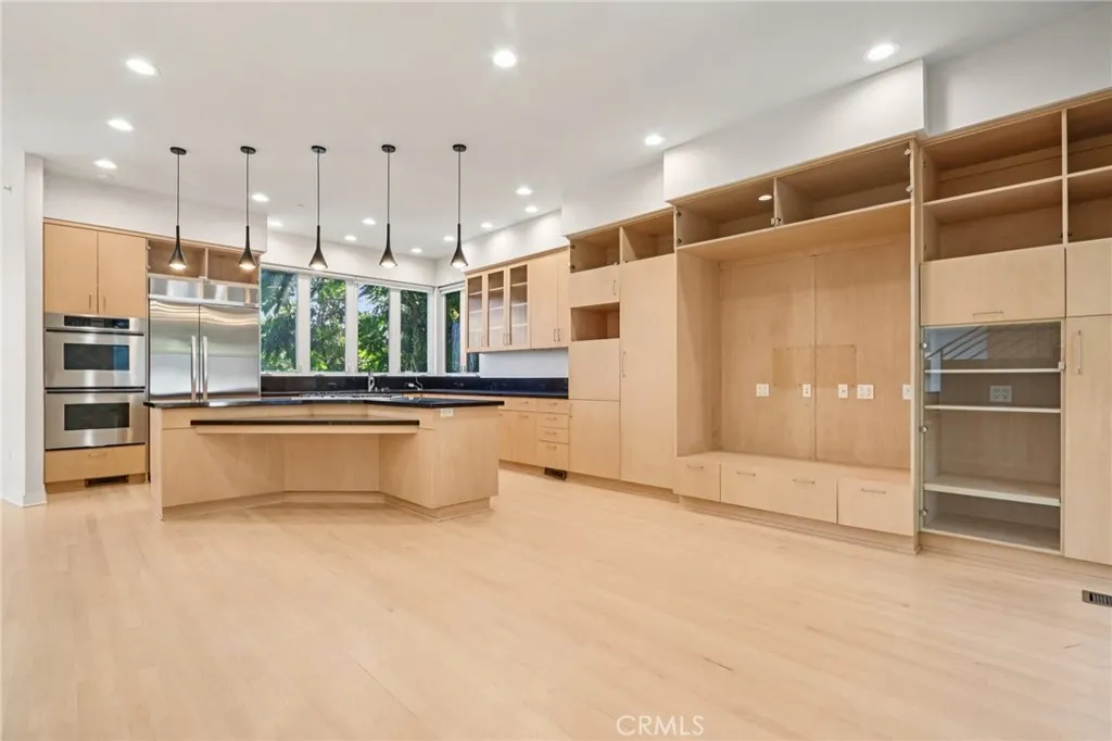 13424 Contour, Sherman Oaks, California 91423 home-pic-23