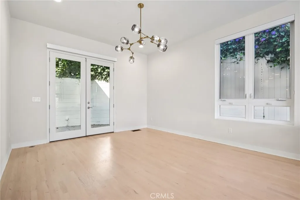 13424 Contour, Sherman Oaks, California 91423 home-pic-39