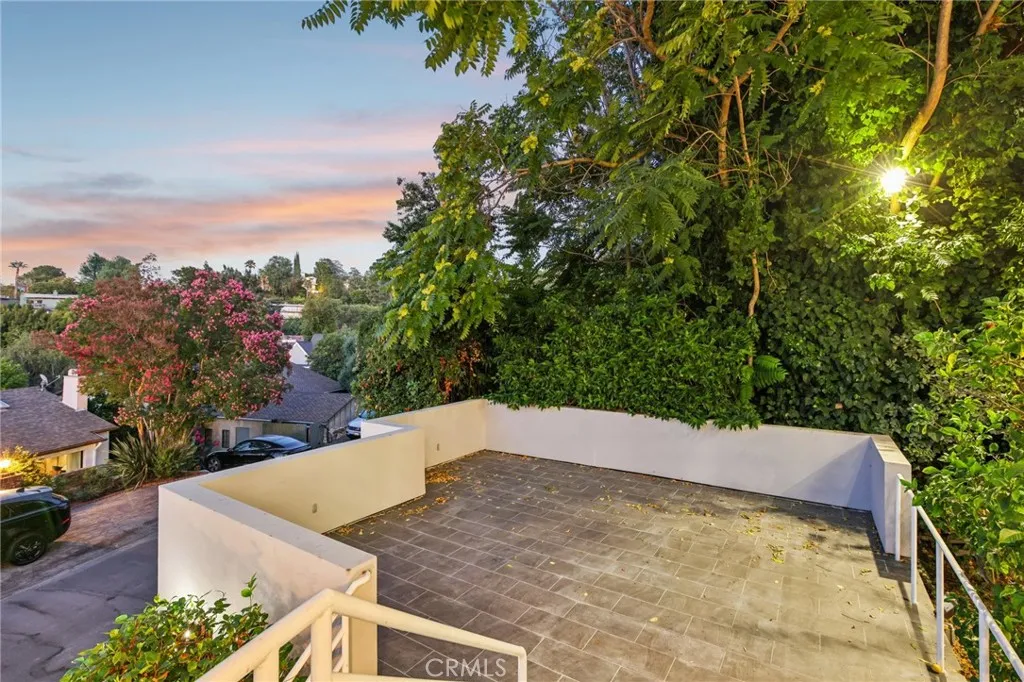 13424 Contour, Sherman Oaks, California 91423 home-pic-9