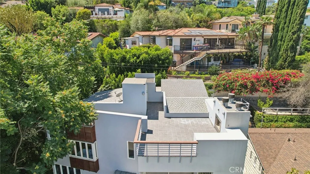 13424 Contour, Sherman Oaks, California 91423 home-pic-58