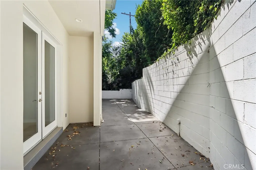 13424 Contour, Sherman Oaks, California 91423 home-pic-53