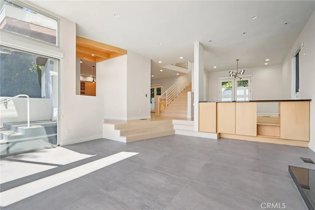 13424 Contour, Sherman Oaks, California 91423 home-pic-22