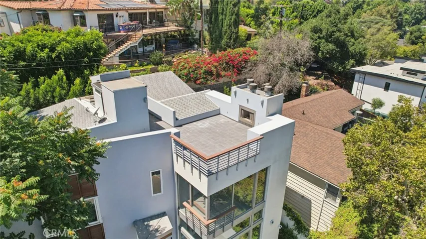 13424 Contour, Sherman Oaks, California 91423