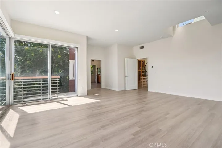 13424 Contour, Sherman Oaks, California 91423
