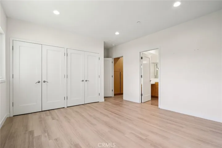 13424 Contour, Sherman Oaks, California 91423