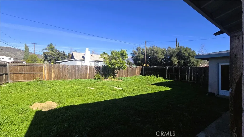 38992 Vineland, Cherry Valley, California 92223 home-pic-16