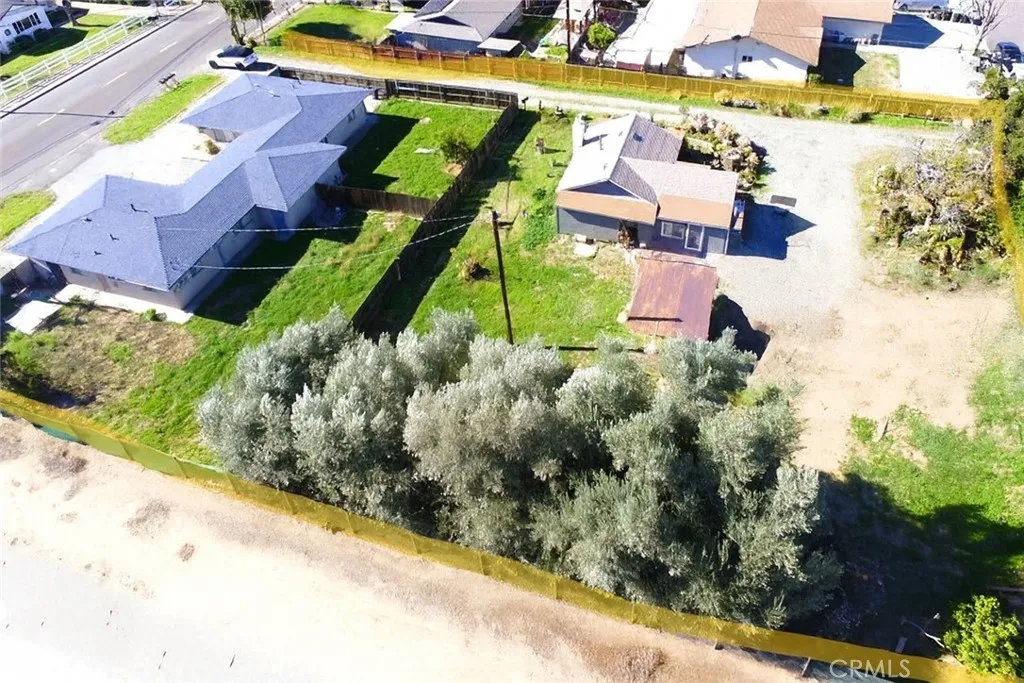 38992 Vineland, Cherry Valley, California 92223 home-pic-2