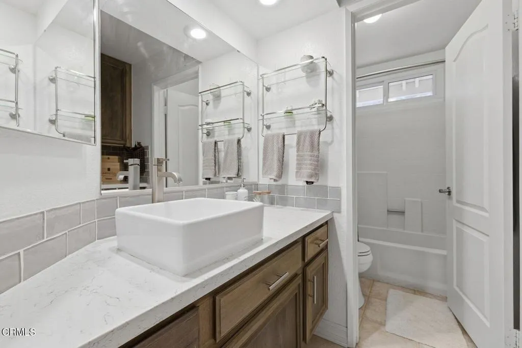 28780 Greenwood, Castaic, California 91384 home-pic-12