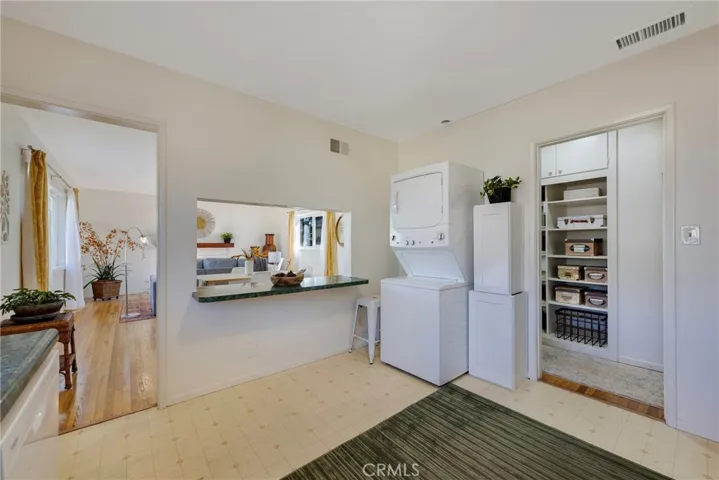 1343 W Oak, Fullerton, California 92833